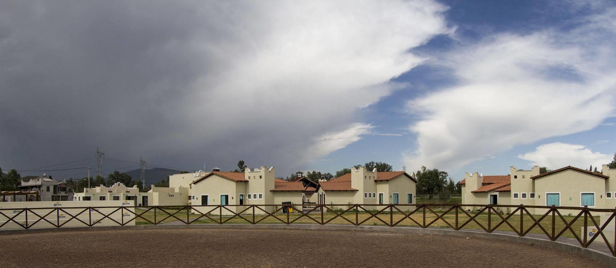 Hotel Teoticamp San Juan Teotihuacán Zewnętrze zdjęcie